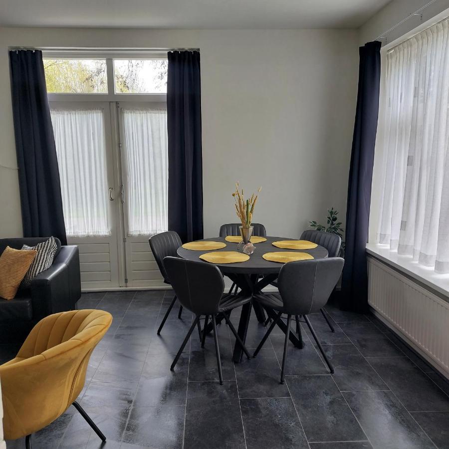 Hof Christina Vakantiewoningen Vrouwenpolder Esterno foto