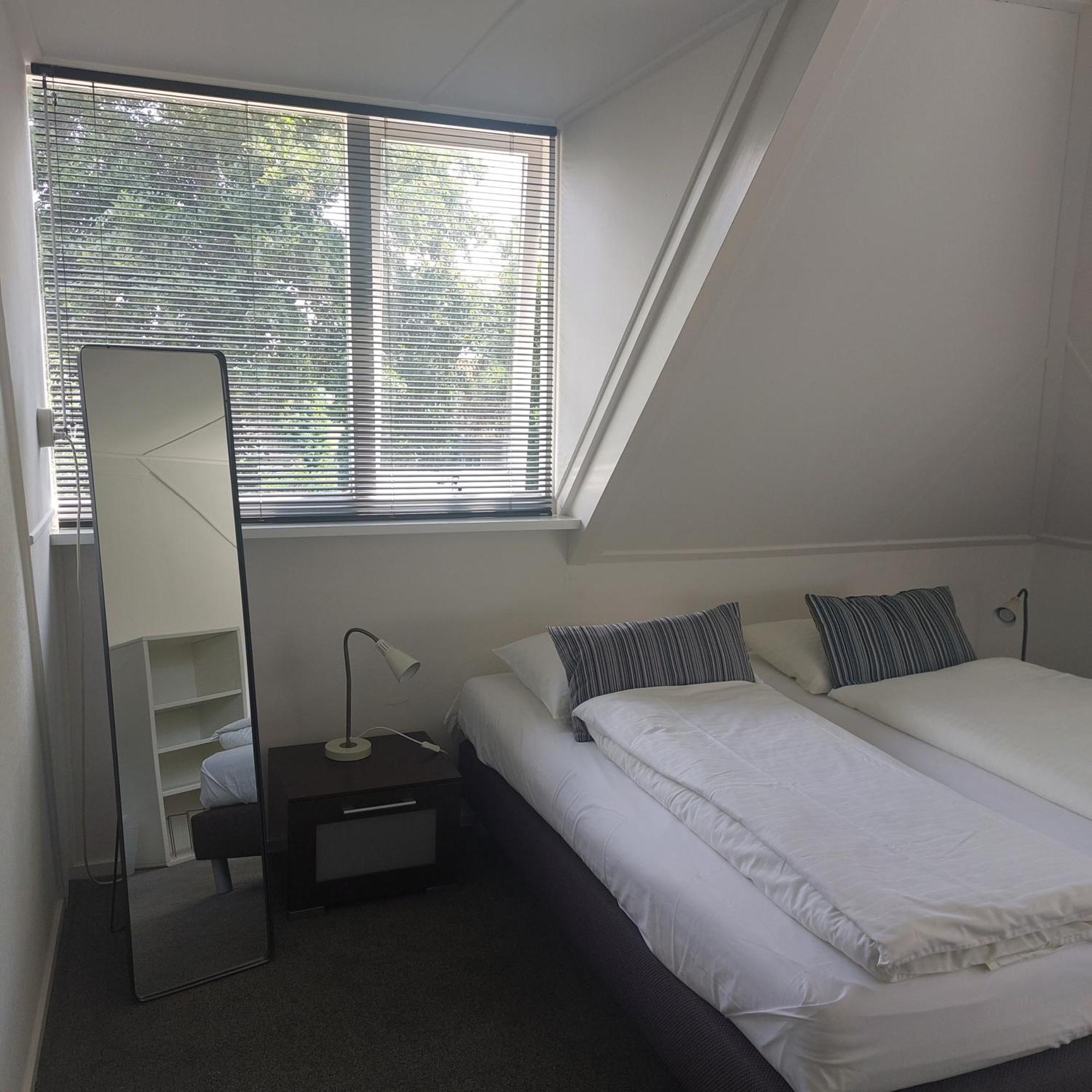 Hof Christina Vakantiewoningen Vrouwenpolder Esterno foto